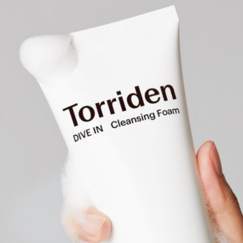 Hypoallergenic cleansing foam Torriden DIVE IN Low Molecular Hyaluronic Acid Cleansing Foam